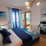 5 Min From The Station - Relax & Comfort - *