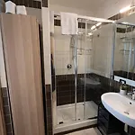 5 Min From The Station - Relax & Comfort -