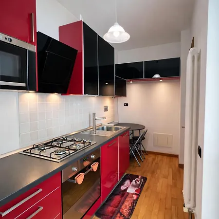 5 Min From The Station - Relax & Comfort -